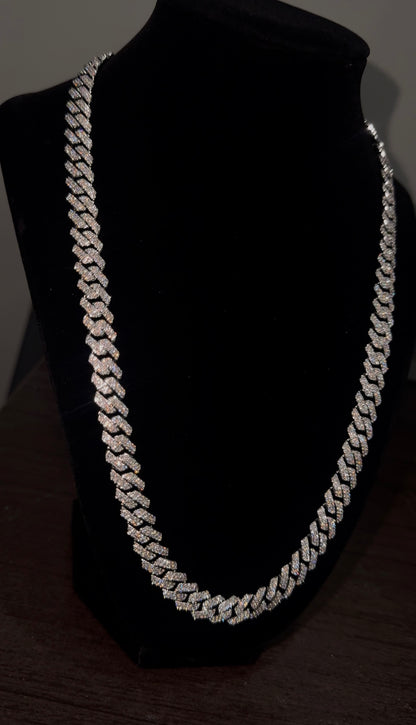 Iced Out VVS1 Moissanite Cuban Chain 10–14mm – D-F Color Diamond Look (19.59 Carat)